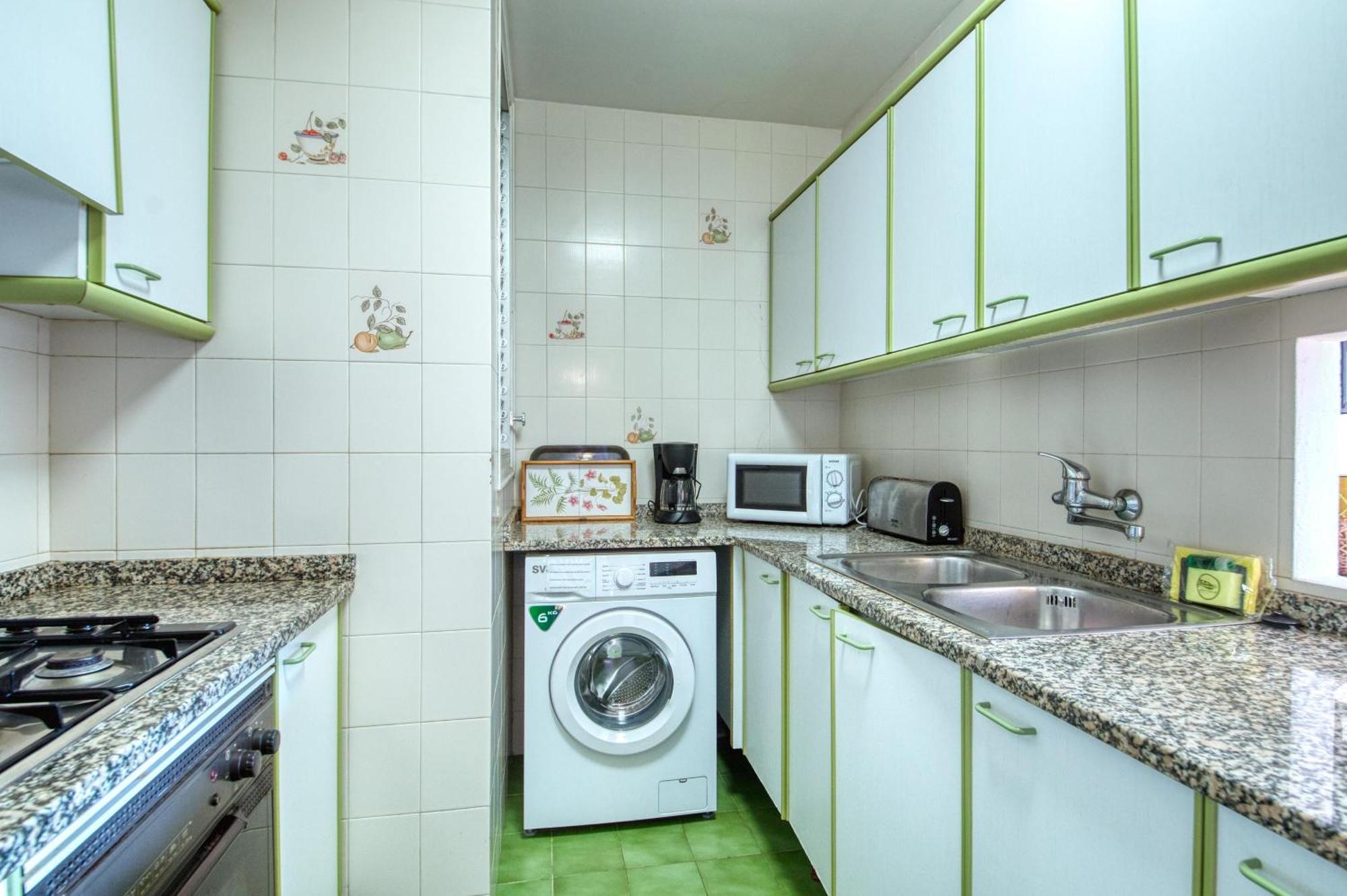 Apartaments Can Niell 卡莱利亚德帕拉弗鲁赫尔 外观 照片
