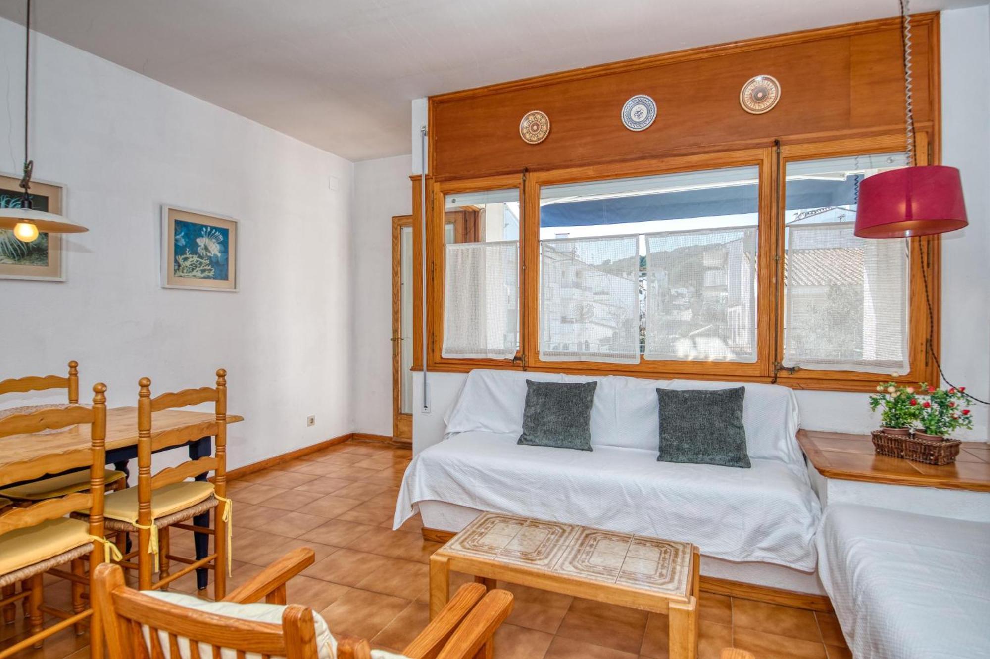 Apartaments Can Niell 卡莱利亚德帕拉弗鲁赫尔 外观 照片